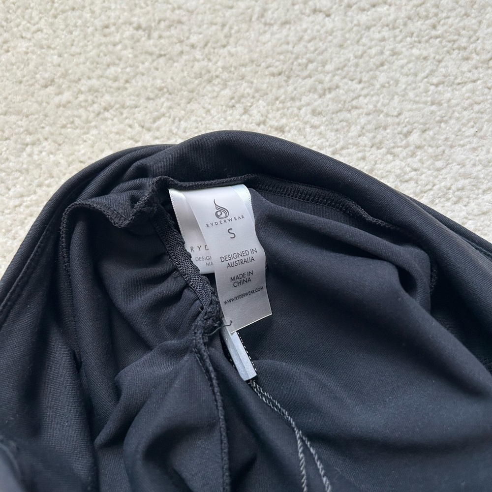 Ryderwear Animal scrunch Bum Black High-Waisted Shorts - Picture 5 of 10